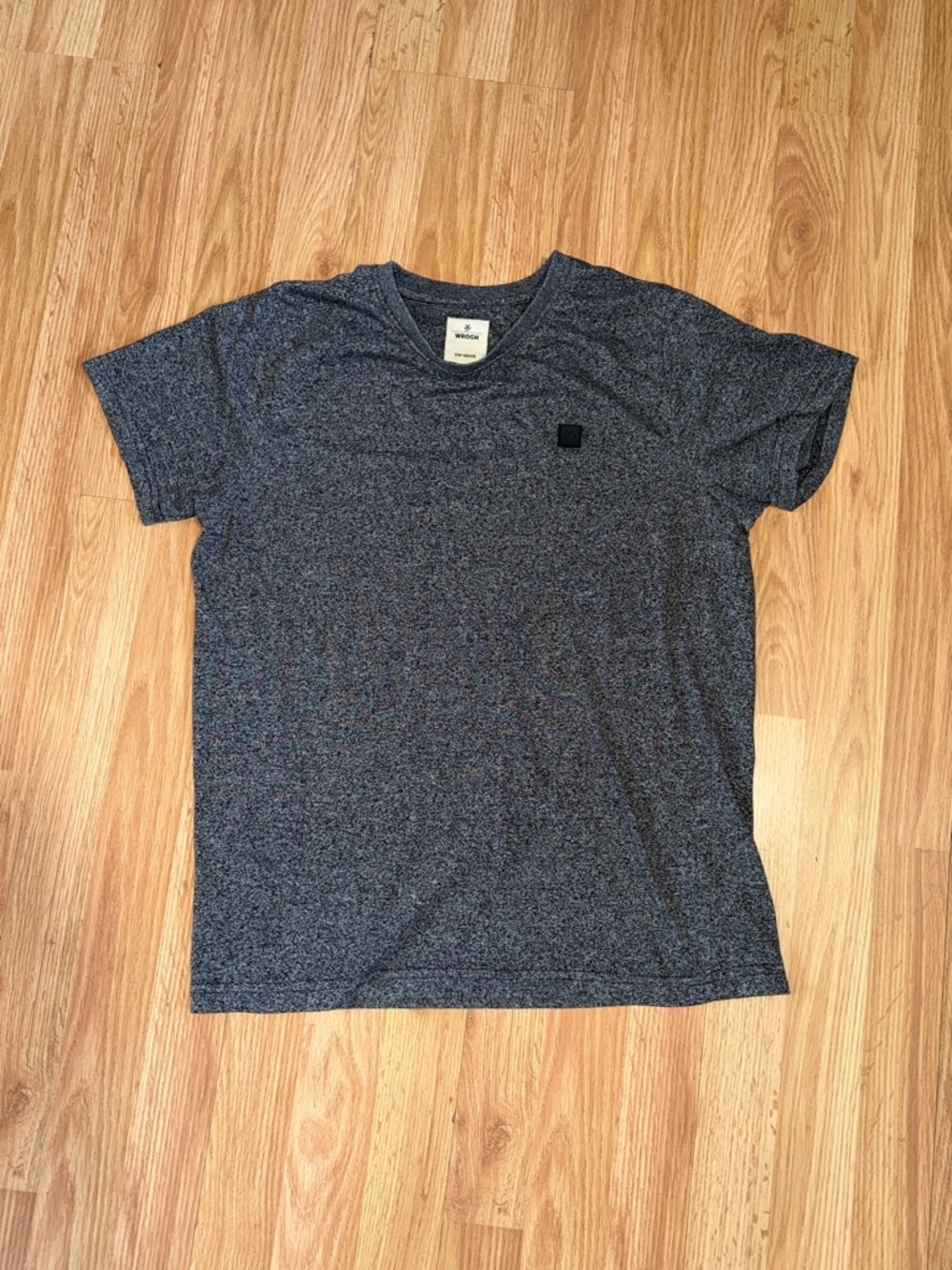 Wrogn Slim Fit T-Shirt Size Large